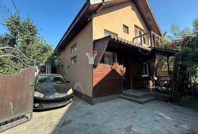 Casă individuală cu 4 camere în Bariera Vâlcii