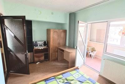 Apartament cu 4 camere decomandat, mobilat în Central - 1