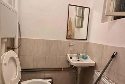 Spațiu comercial, de 140 mp, în P-ța Maria - 13