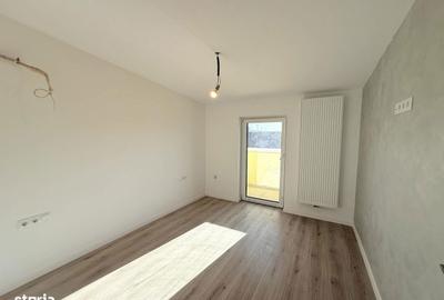 Spațiu comercial, de 61 mp, în Central - 4