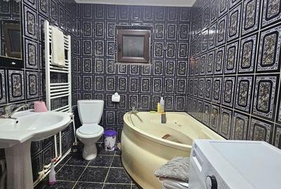 Casă cu 3 camere cu Teren 1000 Mp în Central