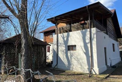 Casă cu 4 camere cu Teren 669 Mp în Calvini - 2