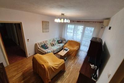 Apartament de Vanzare 4 Camere Berceni - 2