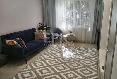 Apartament cu 3 camere decomandat în Tudor