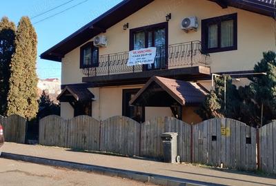 Vand CASA in or.Buhusi,jud.Bacau ,STR,Libertatii,Nr,159,suprafata construita 220mp,DS+P+E - 1