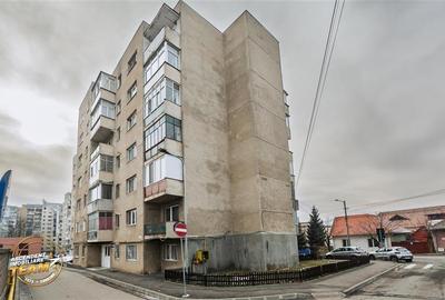 Apartament cu 2 camere decomandat în Gării - 11