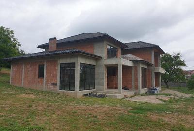 Casă cu 5 camere în Gârdani - 8