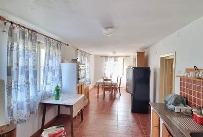 Casă cu 3 camere în Surani - 12