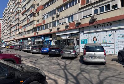 Spațiu comercial, de 60 mp, în P-ța Victoriei - 2