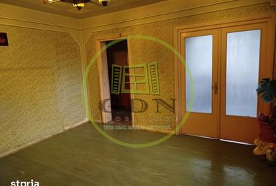 Apartament cu 4 camere semidecomandat în Decebal - 4