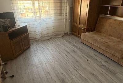 Garsonieră decomandată în Ampoi 1 - 7