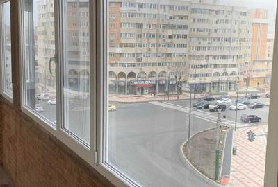 Apartament cu 3 camere decomandat în Trocadero - 2