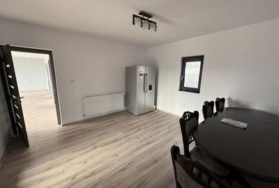 Casă cu 4 camere cu Teren 160 Mp în Central - 6