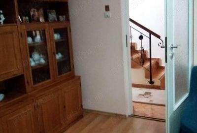 Casă cu 5 camere cu Teren 688 Mp în Șendreni - 9