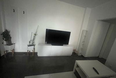 Apartament cu 2 camere decomandat în Central - 4