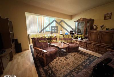Apartament cu 3 camere decomandat în Central - 2