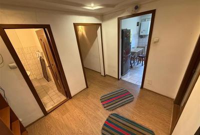 APARTAMENT 3 CAMERE, ETAJ 2, 1 DECEMBRIE - 1