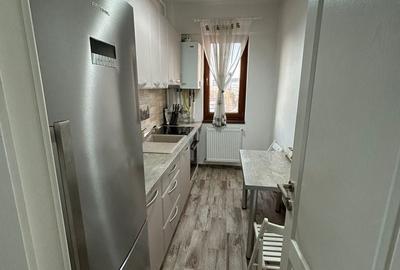 Apartament cu 2 camere decomandat în Păcii - 2