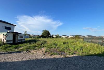 Teren 666 mp – ideal pentru 4 case moderne, tip cub | Deschidere 25 ml | Utilită - 8