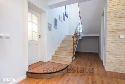 Casă cu 5 camere cu Teren 300 Mp în Central - 7