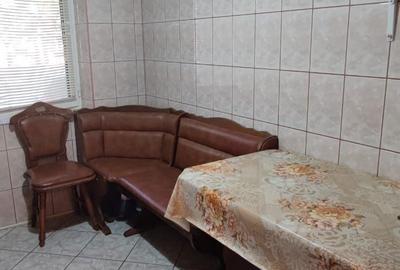 Apartament cu 4 camere decomandat în Steaua - 8