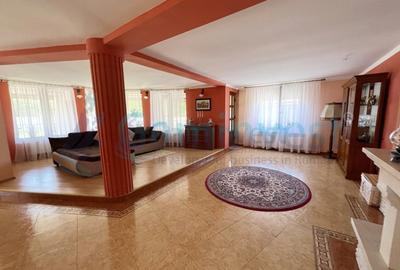 Casă individuală cu 8 camere cu Canalizare în Episcopia Bihorului - 13