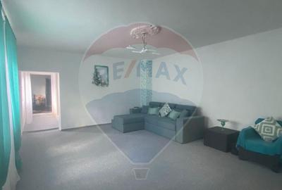 DE VANZARE Casa Oras Budesti/Jud Calarasi in zona Centrala - 3