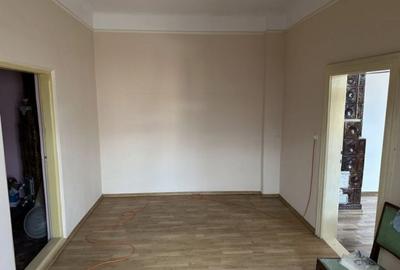 Casă cu 5 camere cu Teren 50 Mp în Rahova - 6