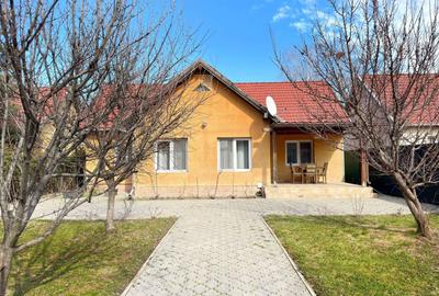 Casă individuală cu 4 camere cu Canalizare în Dumbrăvița - 1