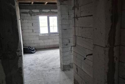 Casă cu 4 camere cu Teren 179 Mp în Primăverii - 5