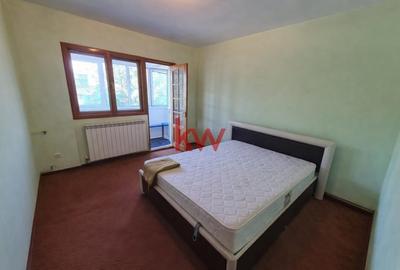 Apartament cu 3 camere in Podu Ros, Rond, et.1 - 3