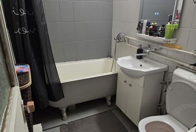 Apartament cu 3 camere semidecomandat în Central - 2