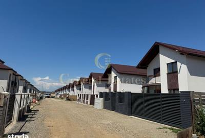 Casă cu 4 camere cu Teren 400 Mp în Tărlungeni - 1