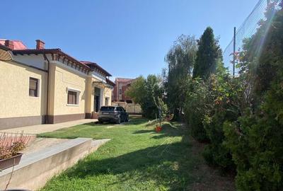 Piata Unirii-metrou Tineretului-Parcul Tineretului Piata Unirii-metrou Tineretului-Parcul Tineretului - 2