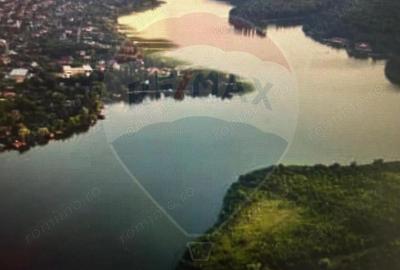 Teren cu deschidere la lac 1,430mp - 3