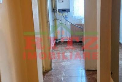 Apartament cu 3 camere decomandat în Central - 2