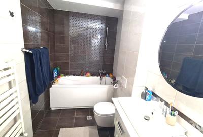 Apartament 2 camere de închiriat – Trocadero, bloc nou, lift - 11