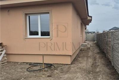 Duplex cu 4 camere cu Canalizare în Ghiroda - 2