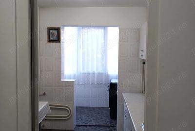 Inchiriez apartament 3 camere, decomandat, 2 bai, Ghencea Drumul Taberei