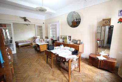 Casă individuală cu 4 camere cu Canalizare în Central - 4