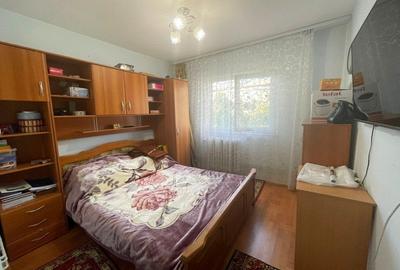 Apartament 3 camere decomandat-Pod de Fier-etaj 2 - 2