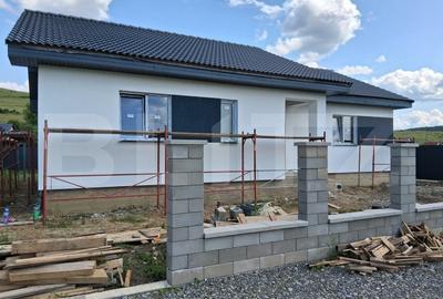 Casa pe un singur nivel in Ernei - 118 mp utili, teren 500 mp, locatie linistita
