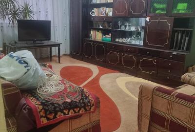 Apartament cu 3 camere decomandat în Nicolina - 1