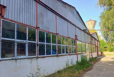 Spațiu comercial, de 1,800 mp, în Industrială - 2