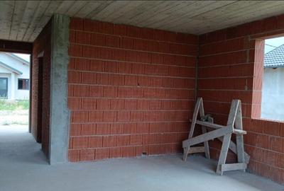 Casa in ro?u O?orhei - 7