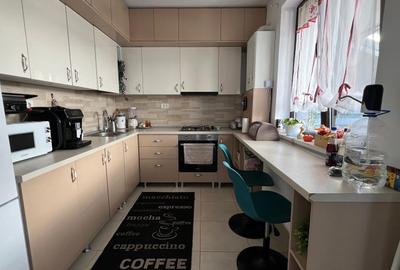 Vilă P+1+M de vânzare în complex privat – 5 camere, 2 parcări, curte proprie - 2
