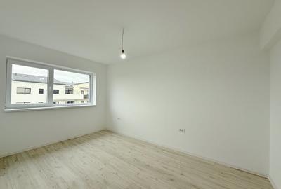 Liniste, lumina si confort intr-un apartament nou-nout - Tractorul, Brasov - 15
