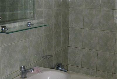 Apartament cu 2 camere decomandat în Spitalul Județean - 1