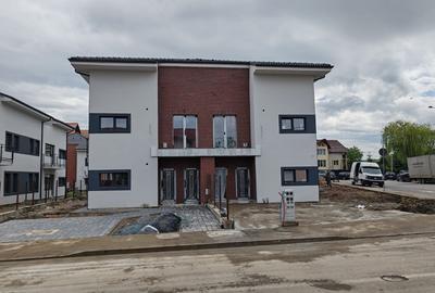 Apartament cu 4 camere decomandat în Mărăști