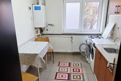 Apartament cu 2 camere semidecomandat în Roman - 14